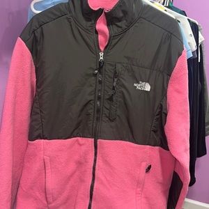 The north face sweater in XL